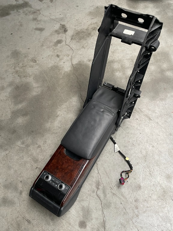 Cotiera spate + climatronic cu incalzire Audi A8 4