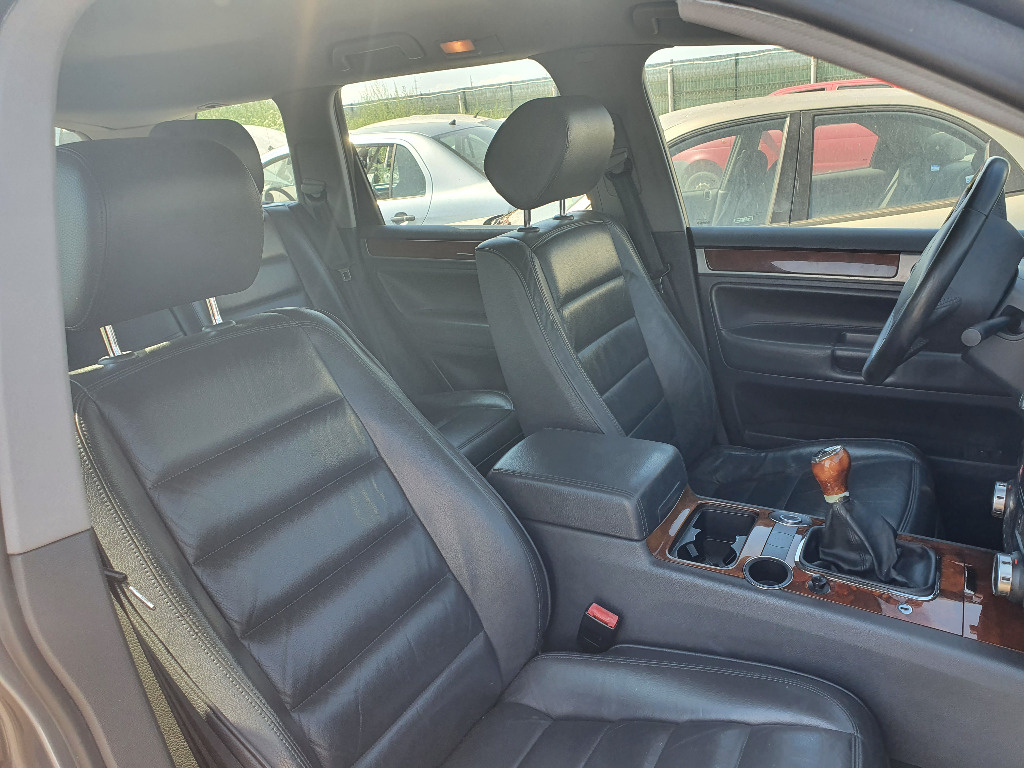 Cotiera Volkswagen Touareg 7L 2005