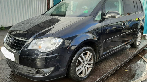 Cotiera Volkswagen Touran 2009 VAN 1.9 T