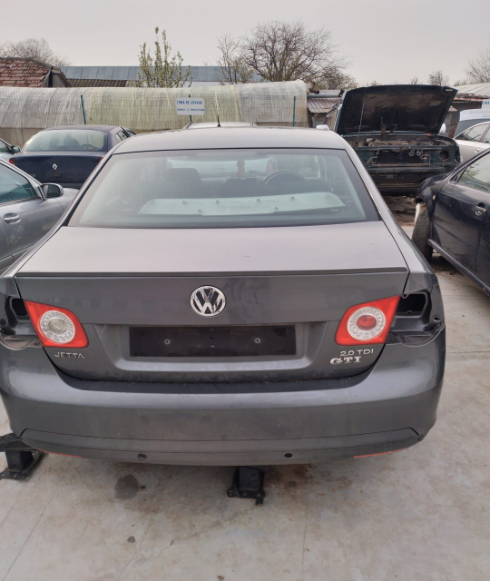 Cotiera Volkswagen VW Jetta 5 [2005 - 2011] Sedan 4-usi 2.0 TDI MT (140 hp)