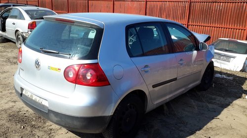 Cotiera VW Golf 5 2004 hatchback 1.4