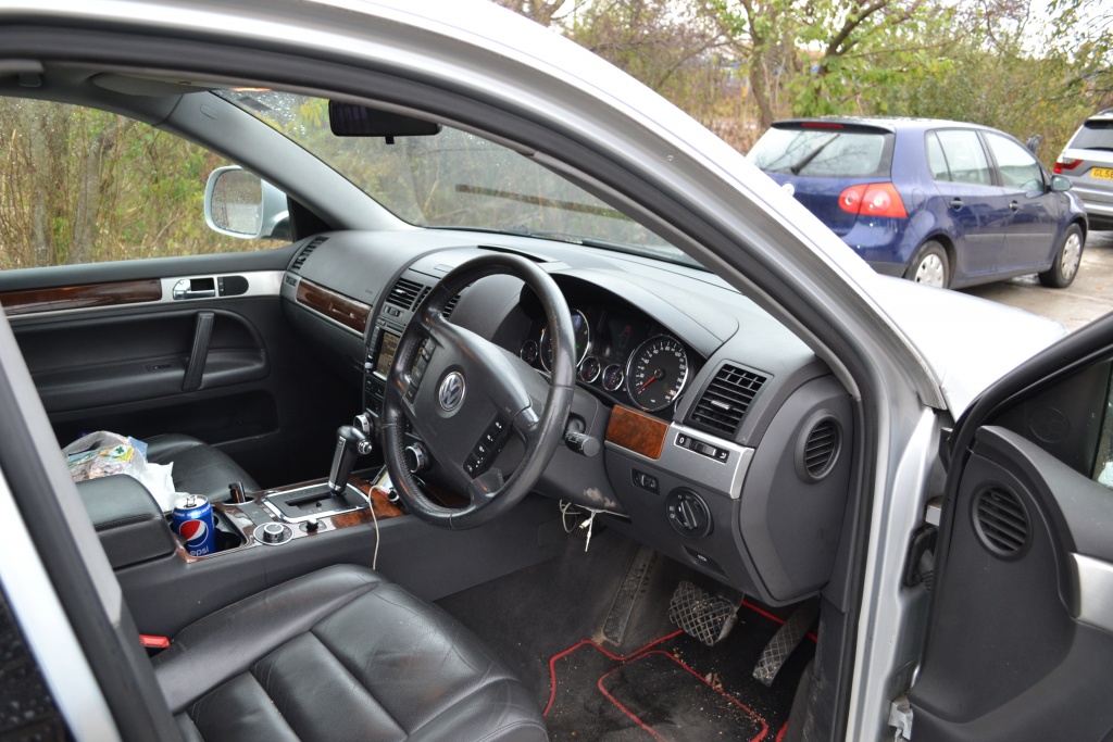 Cotiera VW Touareg 7L 2009 SUV 2.5
