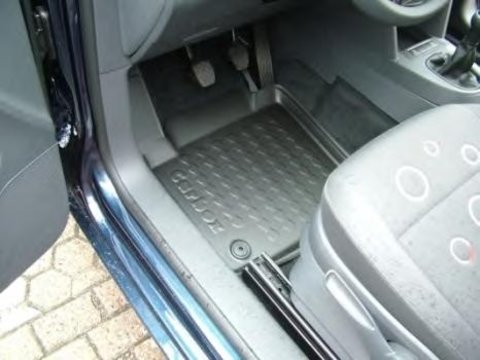 Covor compartiment picioare VW SHARAN (7M8, 7M9, 7M6), FORD GALAXY (WGR), SEAT ALHAMBRA (7V8, 7V9) - CARBOX 40-1690