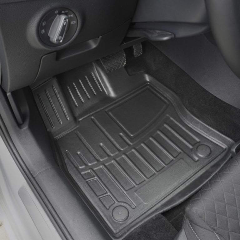 Covorase auto cauciuc BMW X5 (F15) (2013-2018) 107928 piesa NOUA