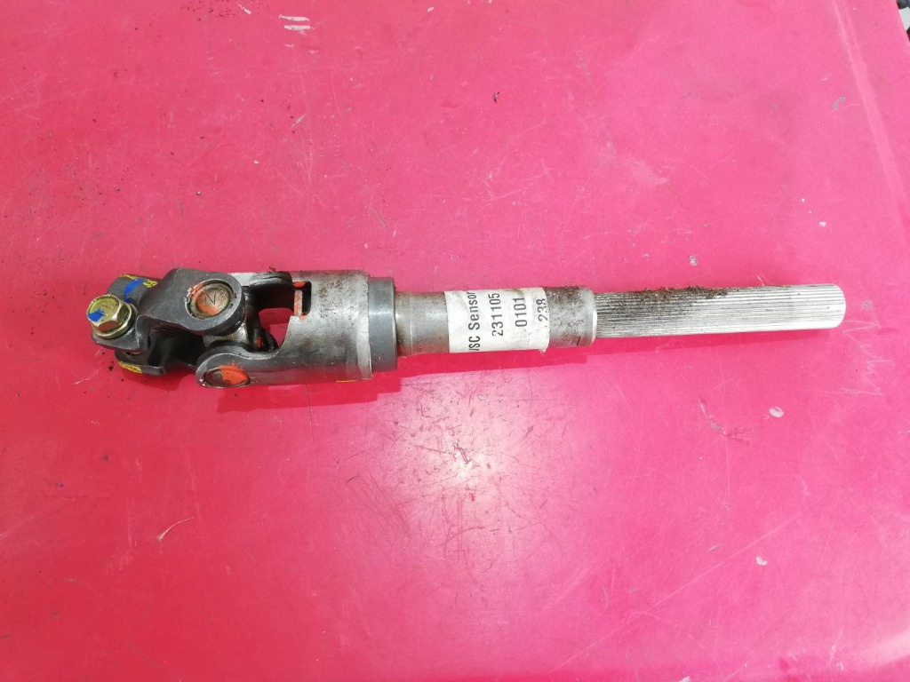 Cruce cardan coloana directie ( spre coloana ) Toyota Avensis T25 Combi 2.0 D4D 85Kw 116Cp