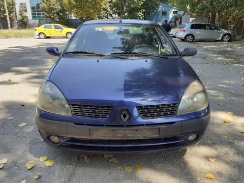 Cui tractare Renault Clio generatia 2 [1998 - 2005] Symbol Sedan