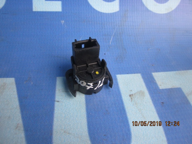 Cupla contact Peugeot 207; 36988101.
