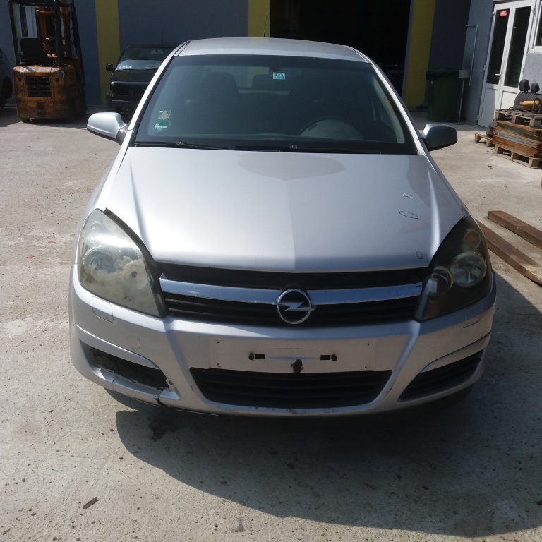 CUTI DE VITEZE OPEL ASTRA H DIN 2004 1.7 CDTI