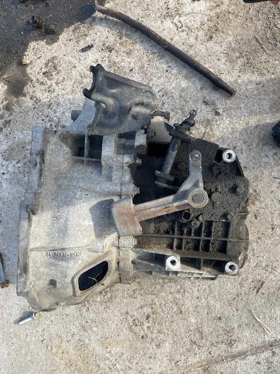 Cutie 5+1 Trepte Ford Focus 2 C-Max 1.6 TDCi 3M5R 7002 YF / 3M5R-7F096-YF