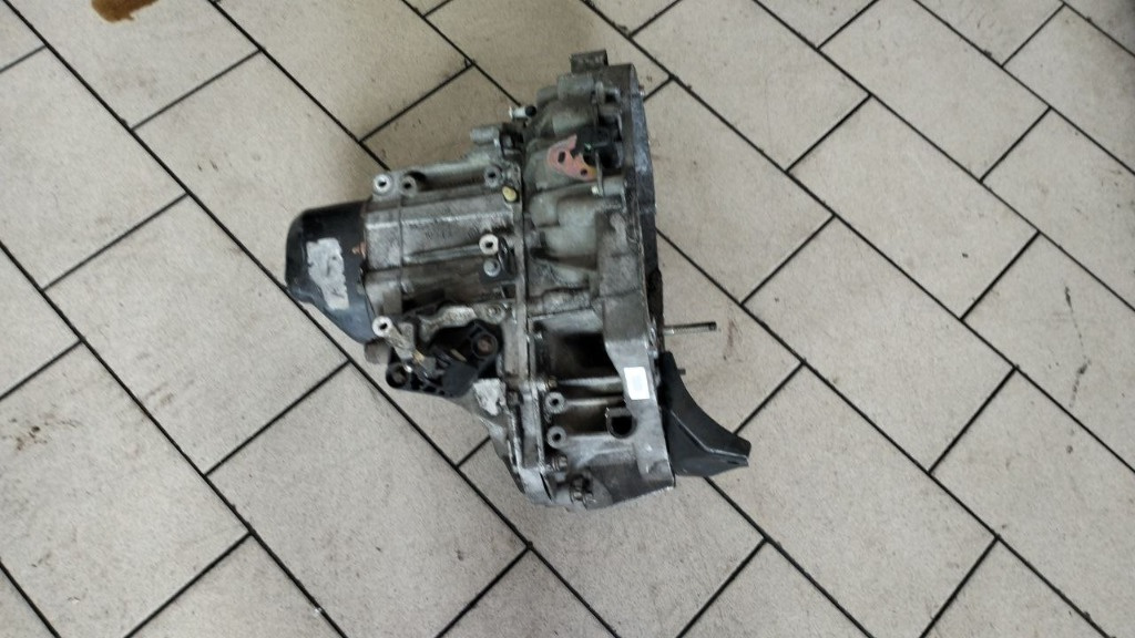 Cutie de Viteza Manuala Renault SCENIC II JM0/1 1.