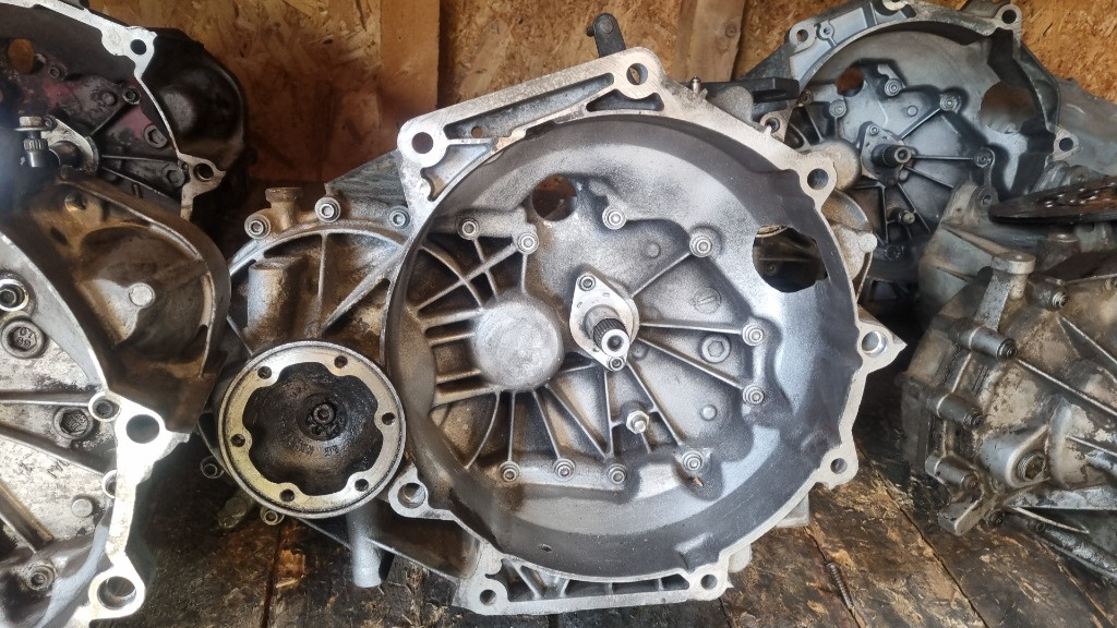 Cutie de viteza vw caddy 2.0 sdi 5 trepte