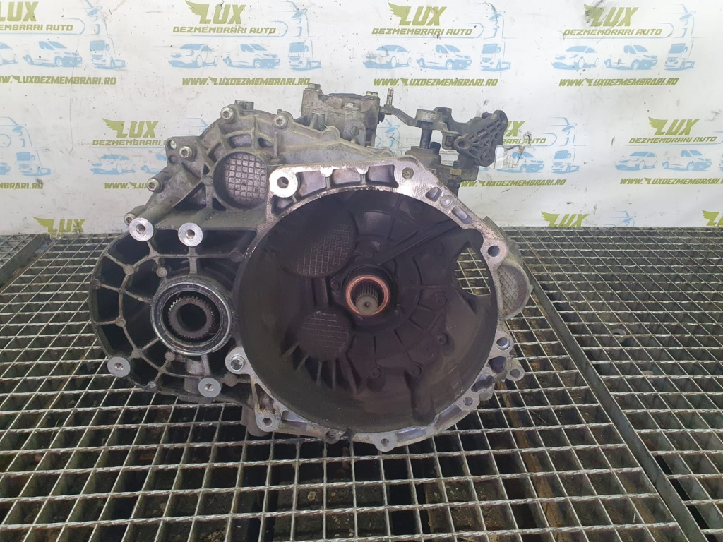 Cutie de viteze manuala 6 trepte 4x4 2.0 tdi cbab LMU Volkswagen VW Tiguan 5N [2007 - 2011] 2.0 tdi CBAB 4x4