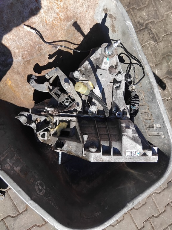 Cutie de viteze manuala Cod: 320102264R JR5 083 304016619R CED JRQ H5FT A045430 Dacia Duster 2 [2018 - 2022] S
