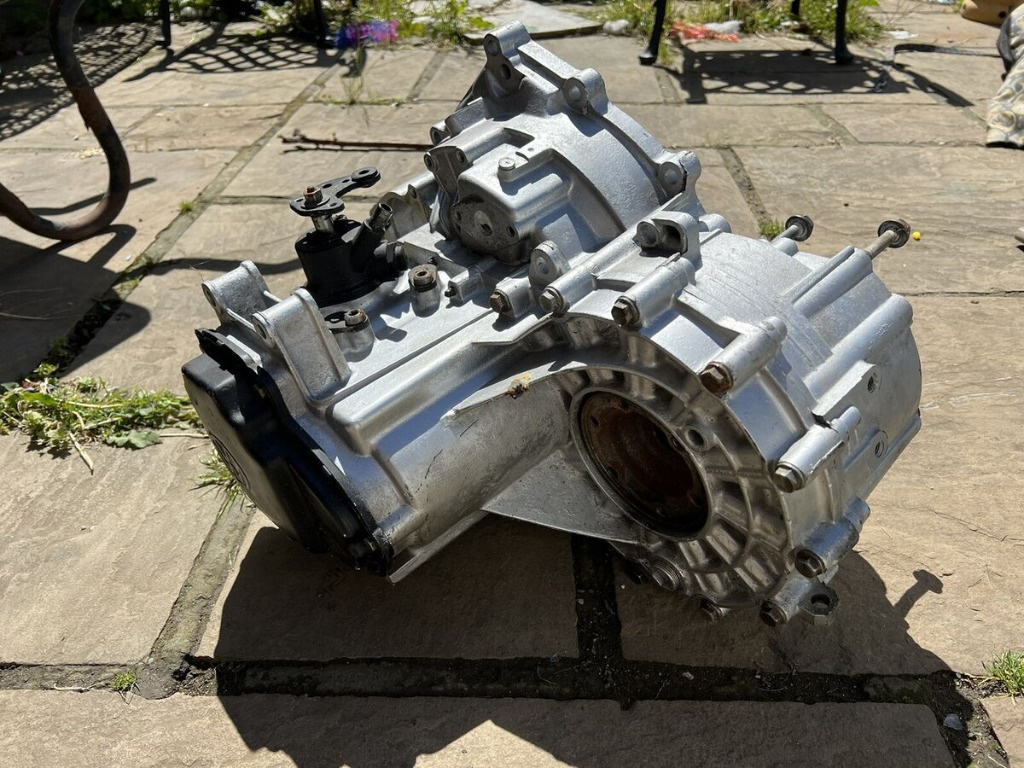 Cutie de viteze T4; 2.4 Diesel; 5+1 Trepte