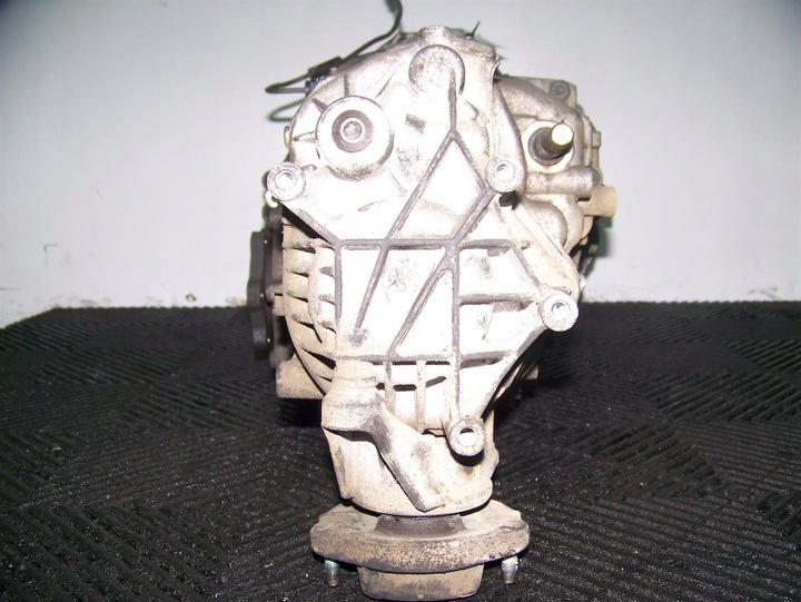 CUTIE GYA AUDI A6 5 VITEZE 1.9 TDI A6 diesel 115 cp BKE 2000-2004