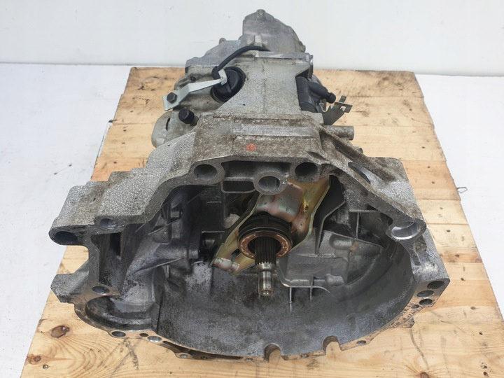 Cutie manuala 5 trepte, Audi A4, Cod: EZG, 1.8 T, motor :AWT, 150Cp, 1995-2000, piesa echipare OEM