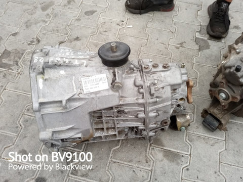 Cutie viteză manuala VW LT 28 35 46 motor 2.5 tdi ANJ