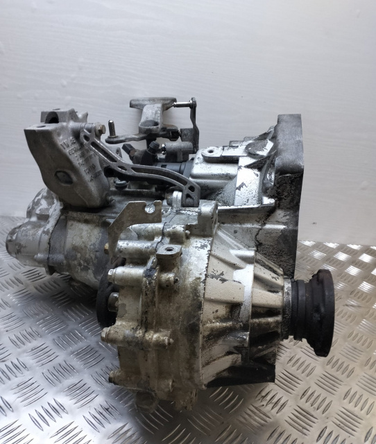 Cutie viteza 1.9 tdi 6 trepte Seat Toledo 3 - 5P [