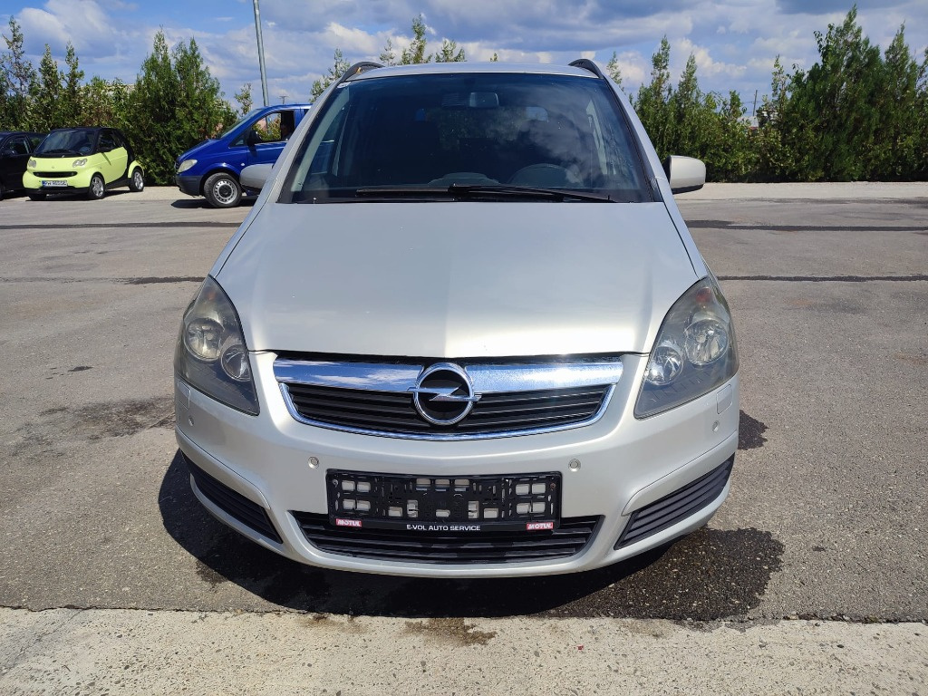 CUTIE VITEZE 6+1 OPEL ZAFIRA B ,1.9 ,CDTI,150 CP ,2007, Z19DTH