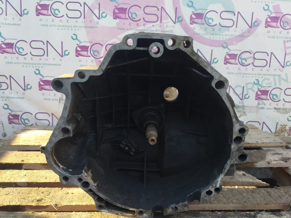 Cutie Viteze Audi A6 C6 2.0 TDI 6 trepte cod BLB 01x301315f