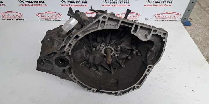 Cutie viteze manuala Cod: 320109779R TL4 083 Renault Kadjar [2015 - 2018] Crossover 1.2 MT (130 hp)