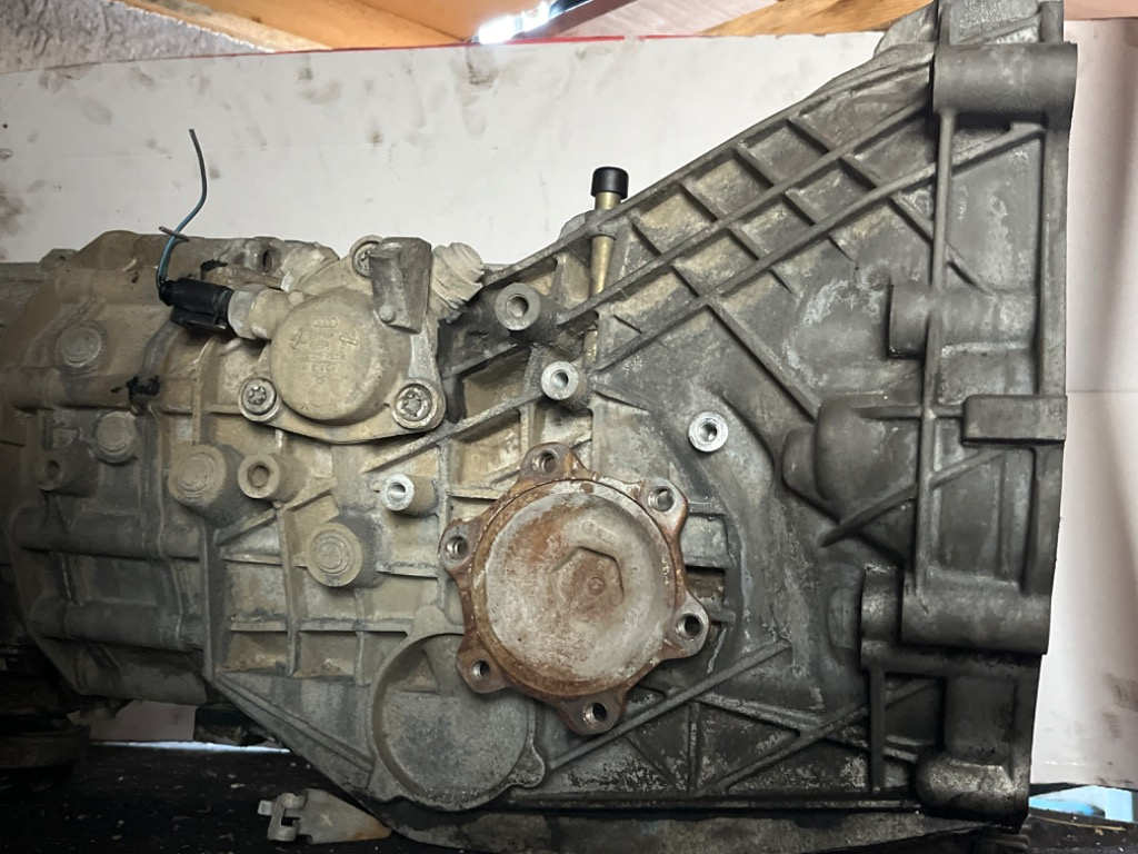 Cutie viteze manuala hcf audi a4 b7 2.0 tdi BLB