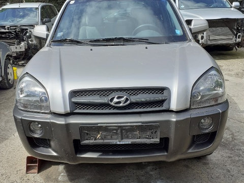 Cutie viteze manuala Hyundai Tucson 2005 SUV 2.0