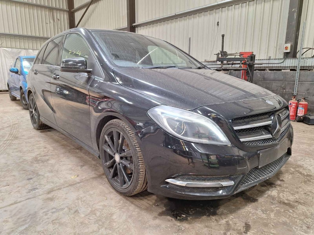 Cutie viteze manuala Mercedes B-Class W246 2014 HATCHBACK 1.5 DCI