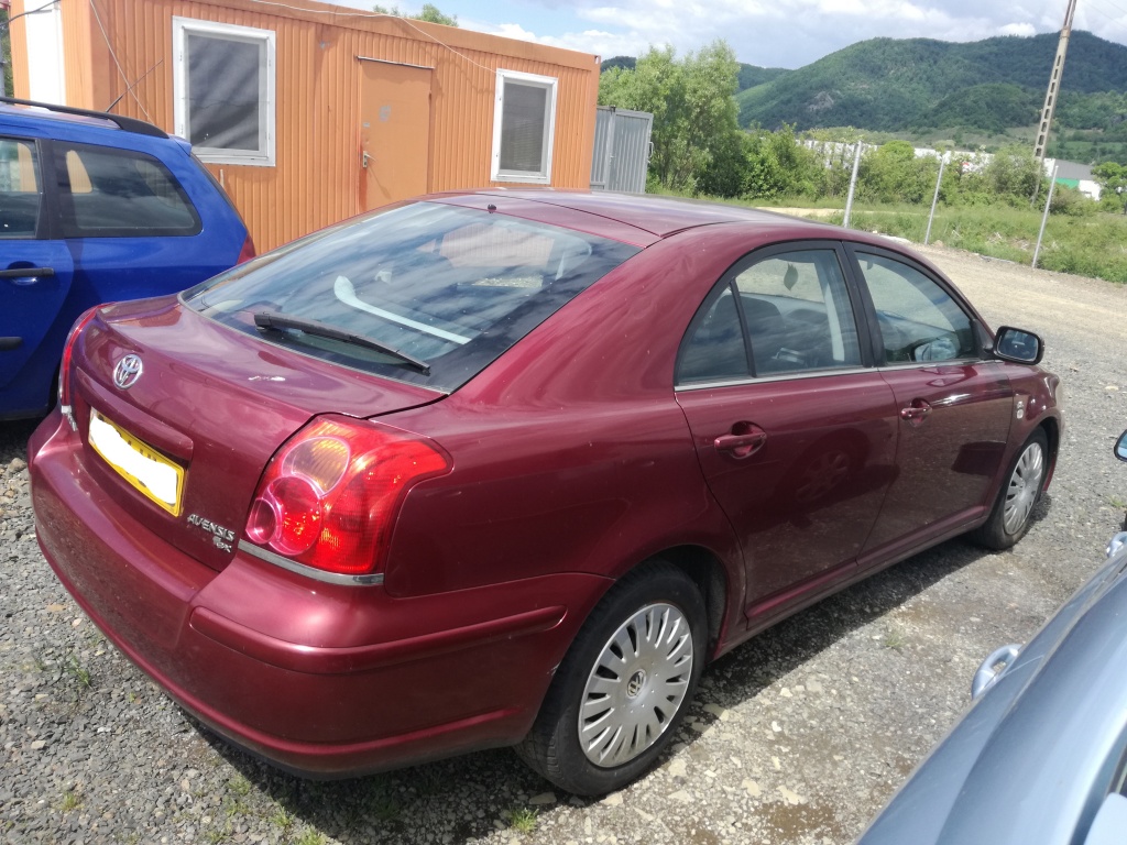 Cutie viteze manuala Toyota Avensis 2004