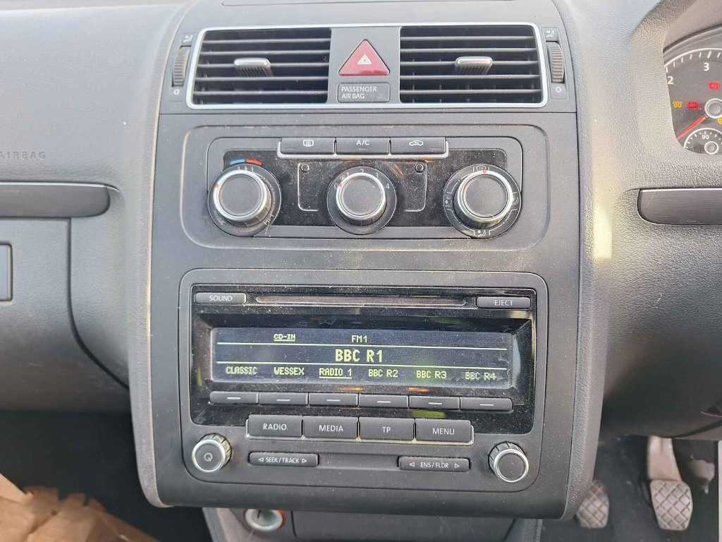 Cutie viteze manuala Volkswagen Touran 2