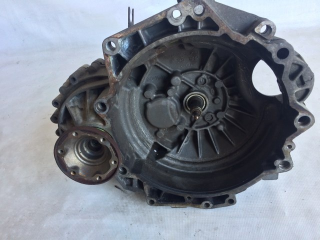 Cutie viteze manuala VW Golf 4 1.6 16V-E