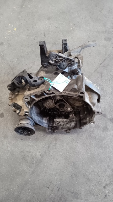 Cutie viteze manuala VW Polo 1.2 B. 69 CP. 5 viteze, cod 02T301103AC