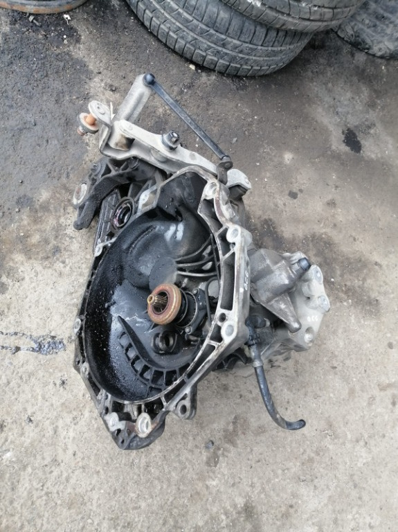 Cutie viteze Opel Corsa C 1.0 benzina