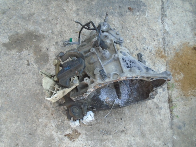 Cutie Viteze PEUGEOT 307-1.6 HDI DIN 2004-COD-9431337021