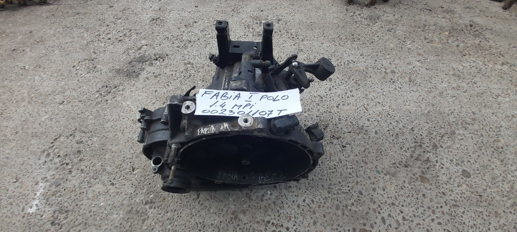 Cutie viteze Skoda Fabia 1/ VW Polo / 1.4 MPI / Cod 002301107T