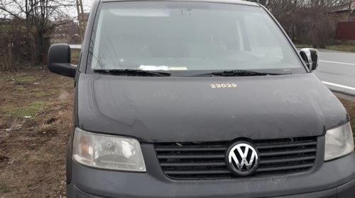 Cutie viteze VW T5 2.5 TDI 2009 6 trepte