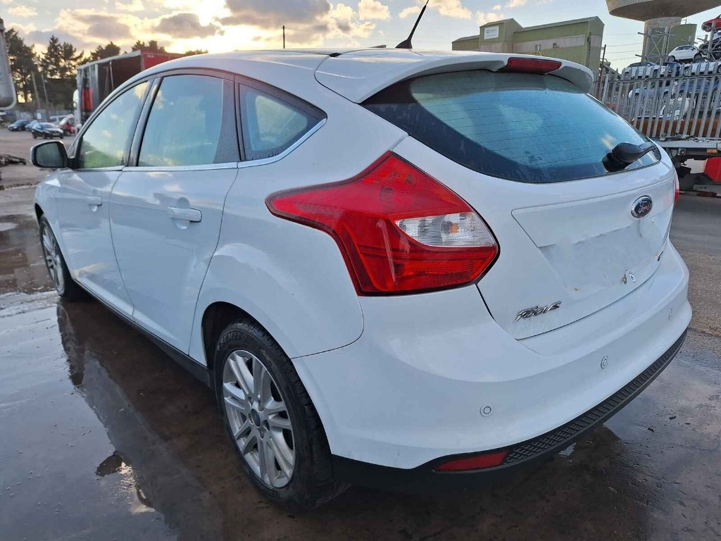Debitmetru aer Ford Focus 3 2012 HATCHBA