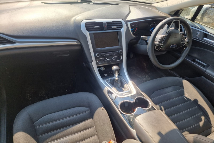 Debitmetru aer Ford Mondeo 2015 sedan 1.