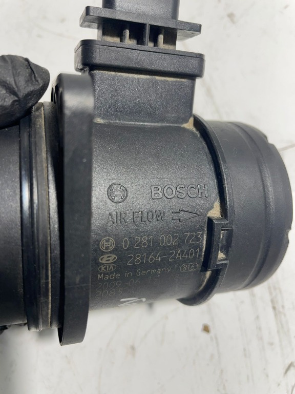 Debitmetru aer Hyundai I30 1.5 crdi 2005-2010 cod 28164-2A401 motorizare 1.5 CRDI