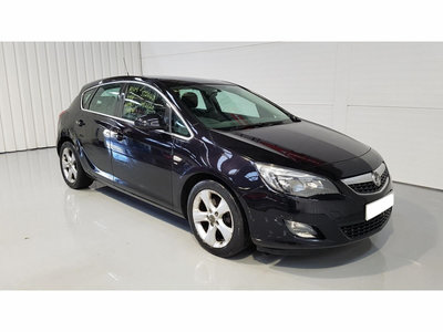 Debitmetru aer Opel Astra J 2010 Hatchback 1.7 CDT