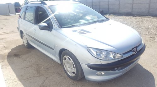 Debitmetru aer Peugeot 206 2004 break 1.