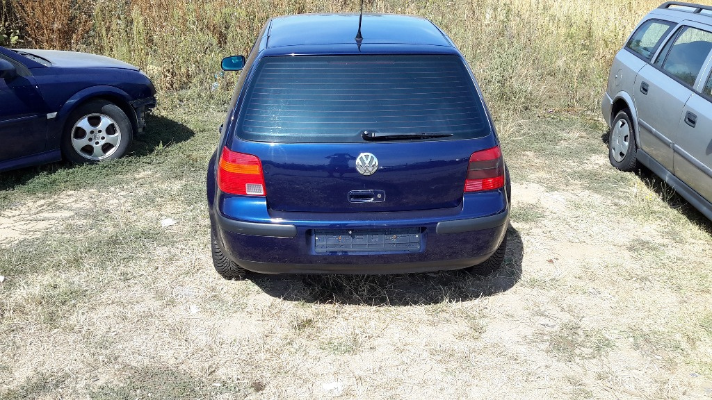 Debitmetru aer Volkswagen Golf 4 2000 ha