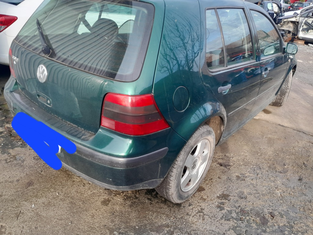 Debitmetru aer Volkswagen Golf 4 2000 HA