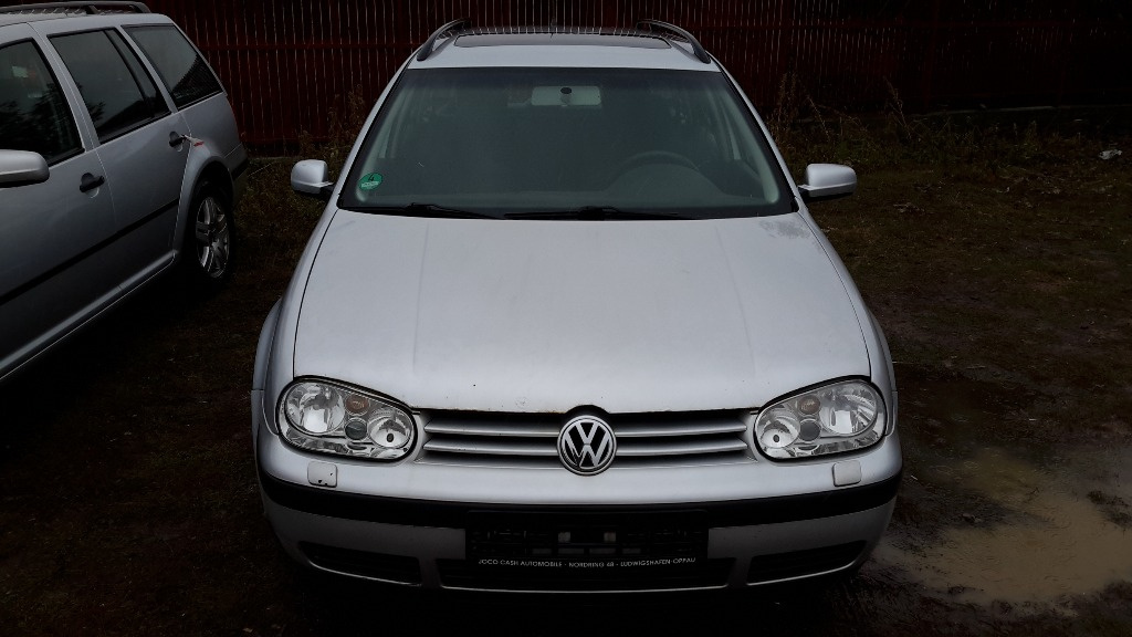 Debitmetru aer Volkswagen Golf 4 2001 break 2.0