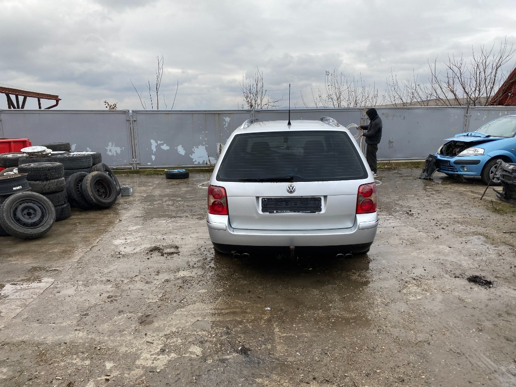 Debitmetru aer Volkswagen Passat B5 2003