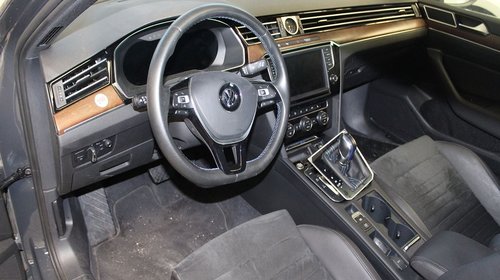 Debitmetru aer Volkswagen Passat B8 2017
