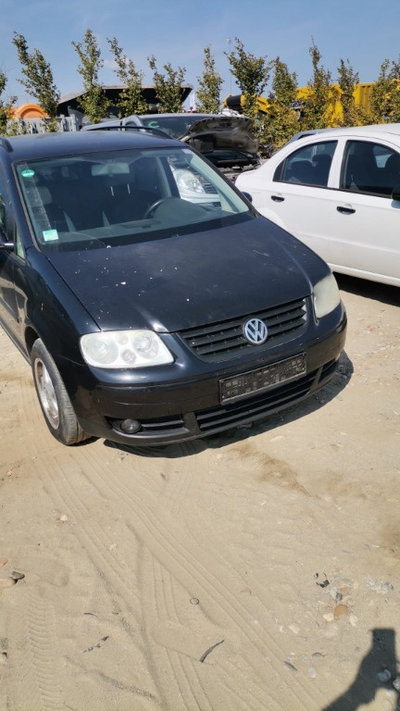 Debitmetru aer Volkswagen Touran 2006 Hatchback 1.