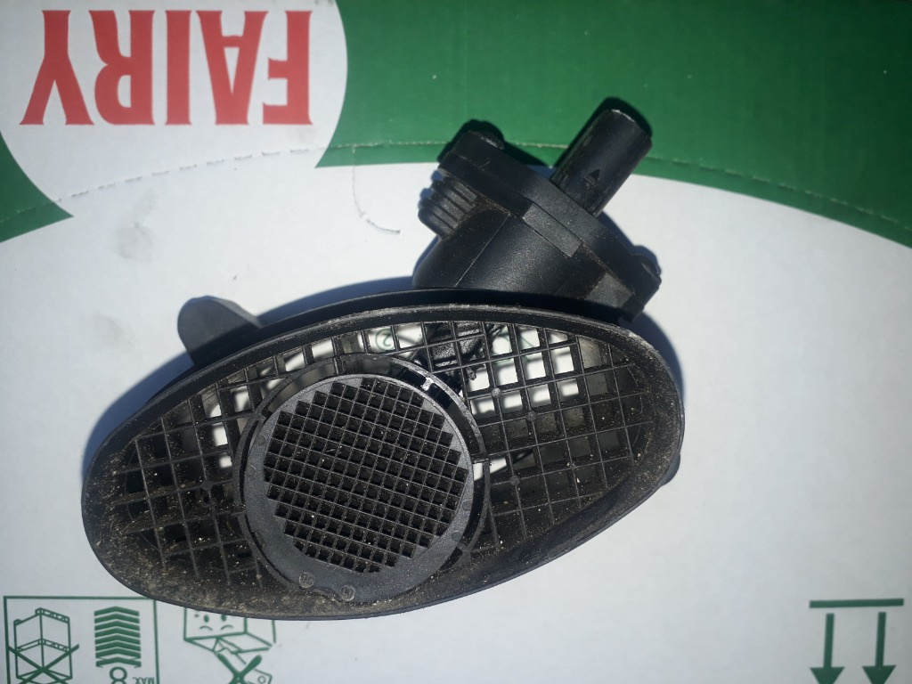 Debitmetru Bmw seria 3 E46 motor 2.0 tdi 150 cai m