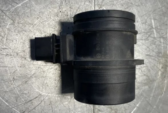 Debitmetru de aer BMW Seria 1 E87 7788743