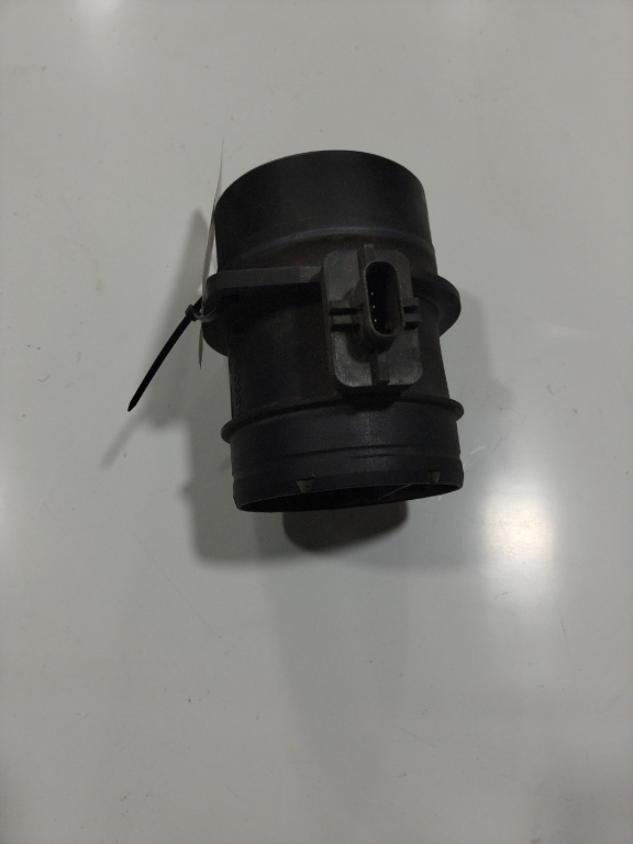 Debitmetru de aer Volkswagen Golf 7 cod piesa 03L906461A